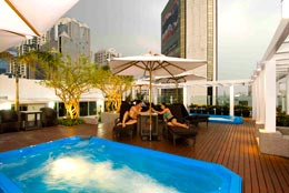 furama swimming pool