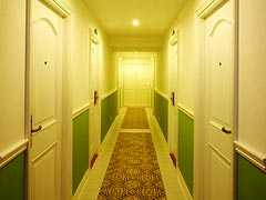 Salil Hotel, Sukhumvit
