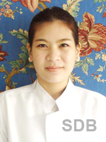 Dr. Proudchompoo Paungmalit : Cosmetic dentist