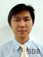Dr. Yutthasak Kriangcherdsak : Oral Surgeon